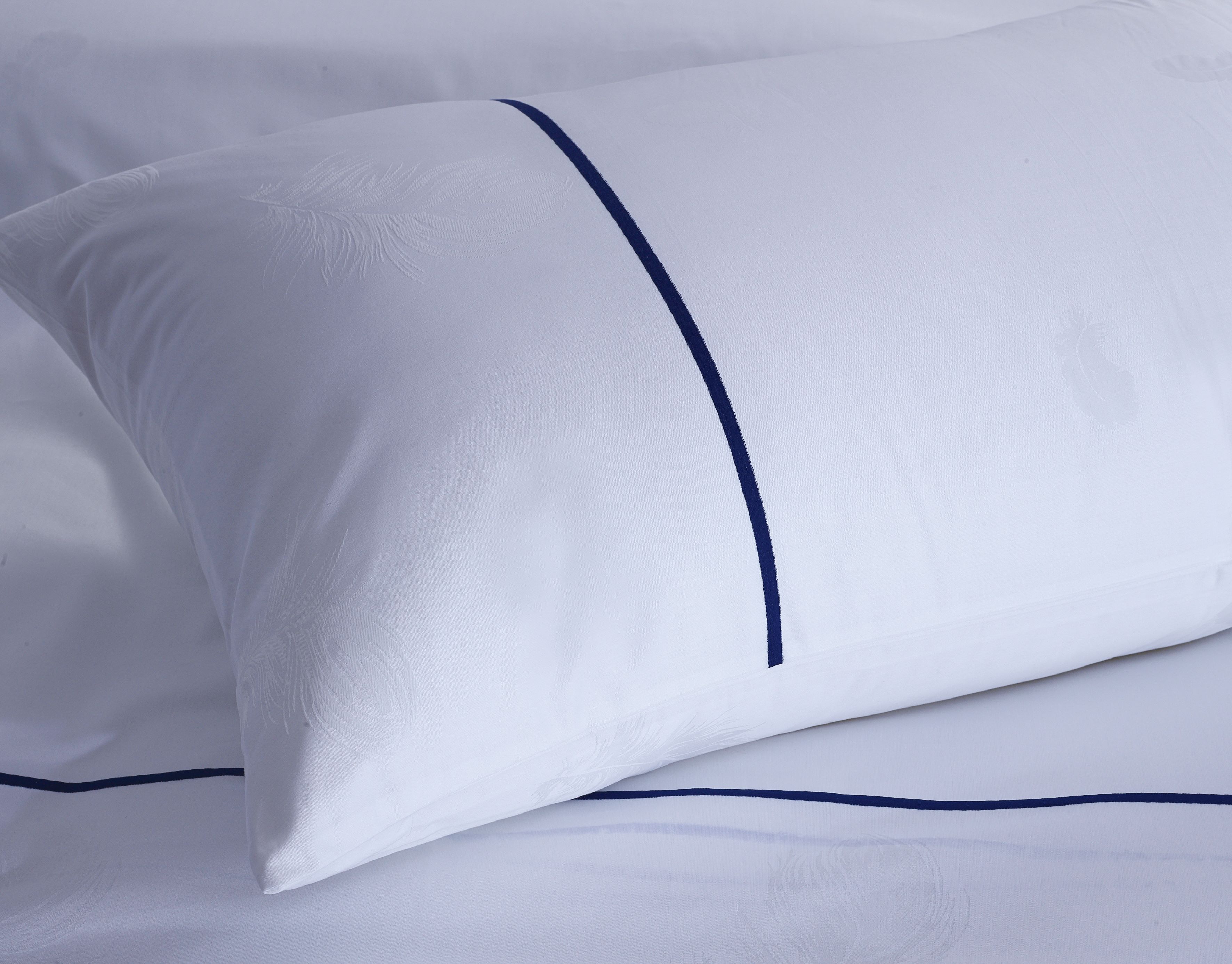 REAL TEXTILESpecial Offer. Hotel 100% Cotton White 400 Thread Count Yarn-dyed Bedding Sets