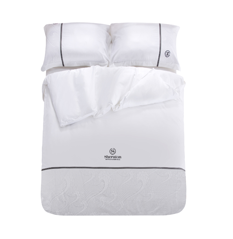 REAL TEXTILE Hotel 100% Cotton White 400 Thread Count Colored Piping& embroidery logo Bedding Sets