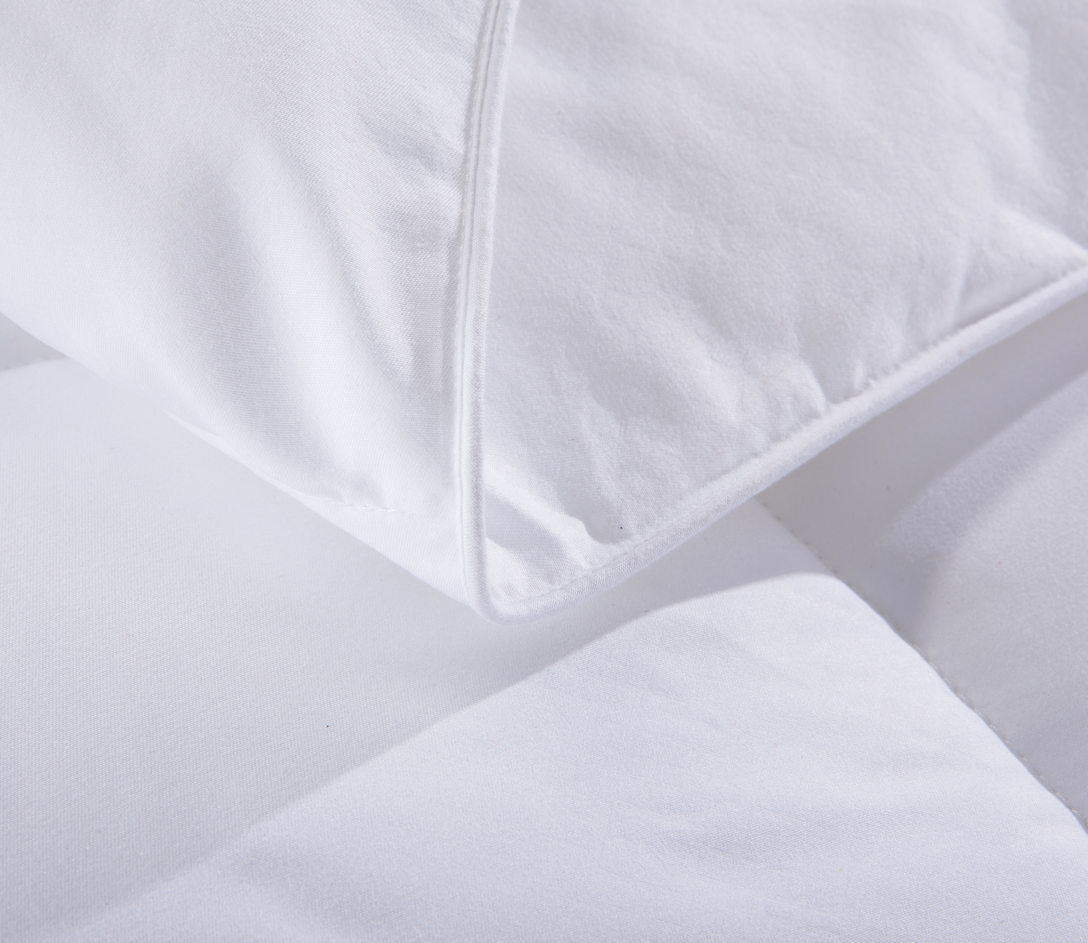 REAL TEXTILE Wholesale Factory Price Hotel Bedroom 100% CottonWhite Filling Duvet Quilted Duvet