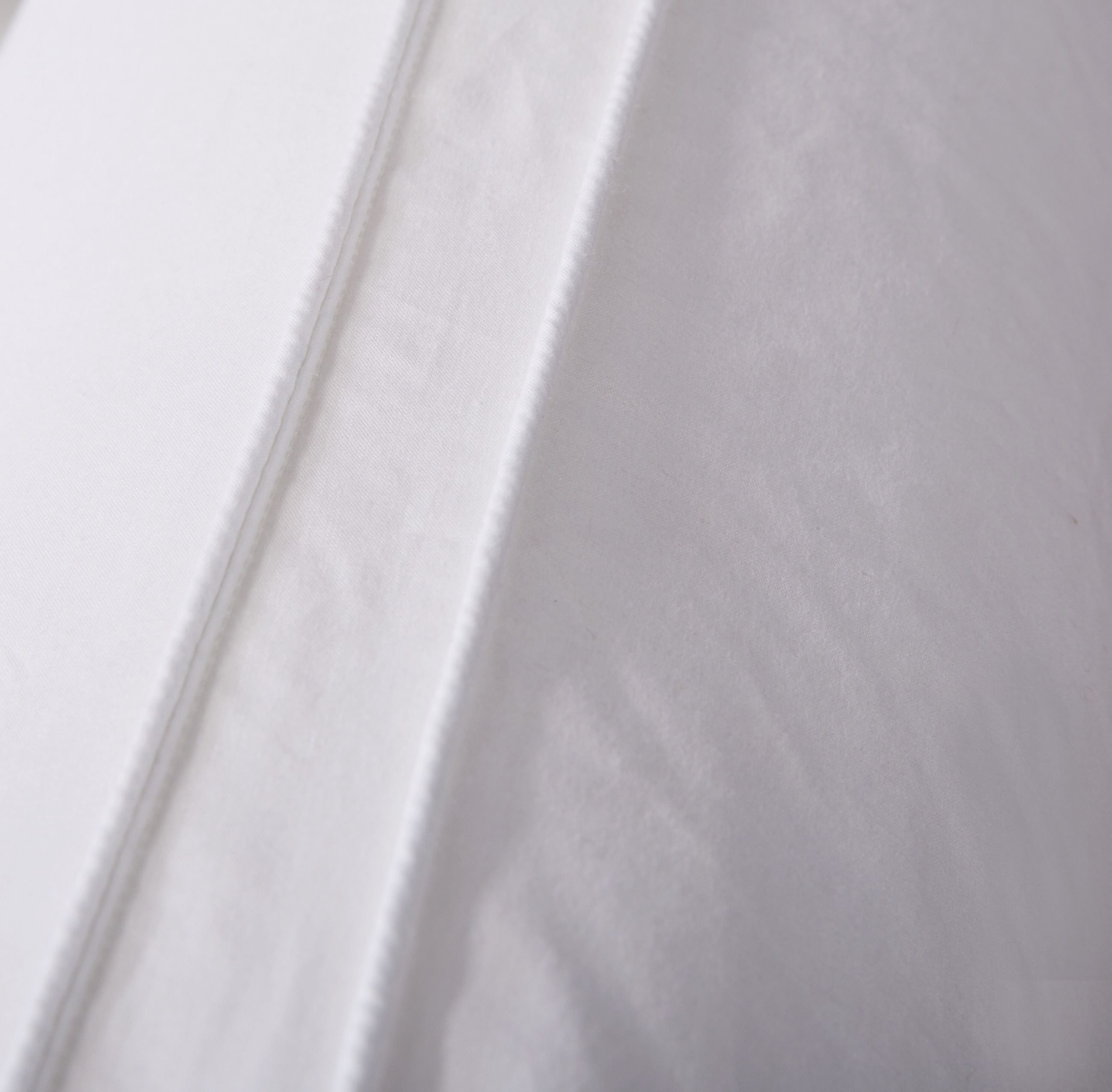 REAL TEXTILE Double PipingHotel BedroomPillow, 100% Cotton, MicrofiberFilling